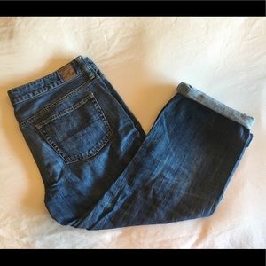 American Eagle Capri Jeans